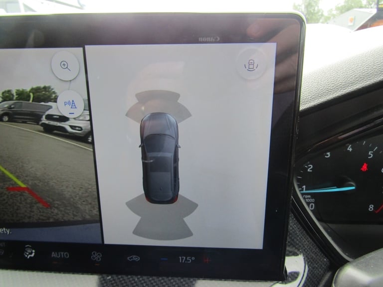 2023 Ford Focus 1.0T EcoBoost ST-Line 5dr - 1 Owner / Protection Pack Hatchback Petrol Manual