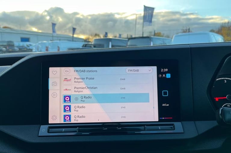 2024 Volkswagen Caddy 2.0 TDI 122PS Commerce Pro Van DSG PANEL VAN DIESEL Automatic