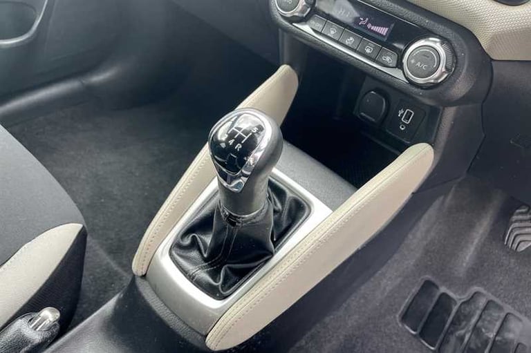 2019 Nissan Micra 0.9 IG-T N-Connecta Hatchback 5dr Petrol Manual Euro 6 (s/s) (90 ps) Hatchback ...