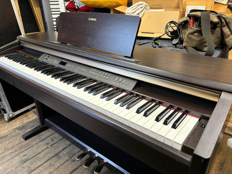 Yamaha Clavinova 