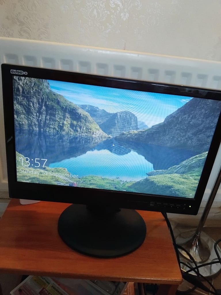 Lenovo slim tower icore 5 & monitor