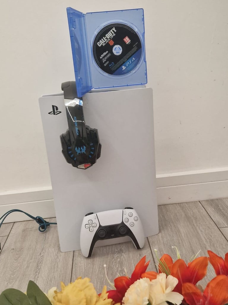 Ps5 disc with controller 