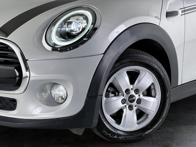 2019 MINI Hatch 1.5 Cooper Classic Euro 6 (s/s) 5dr Hatchback Petrol Manual