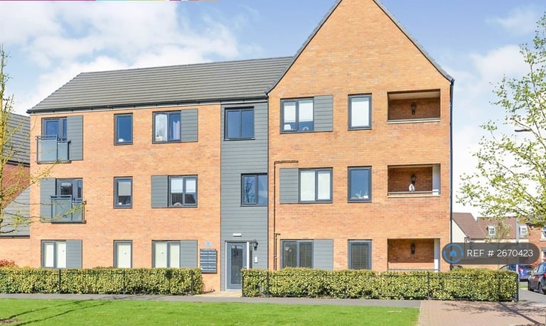 2 bedroom flat in Vespasian Road, Fairfields, Milton Keynes, MK11 (2 bed) (#2670423)