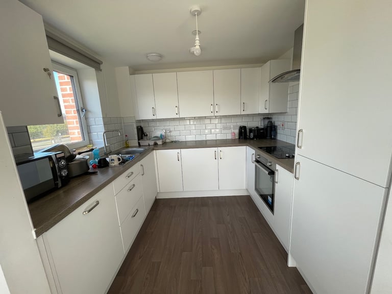A spacious room available in a 2 bedroom shared apartment.