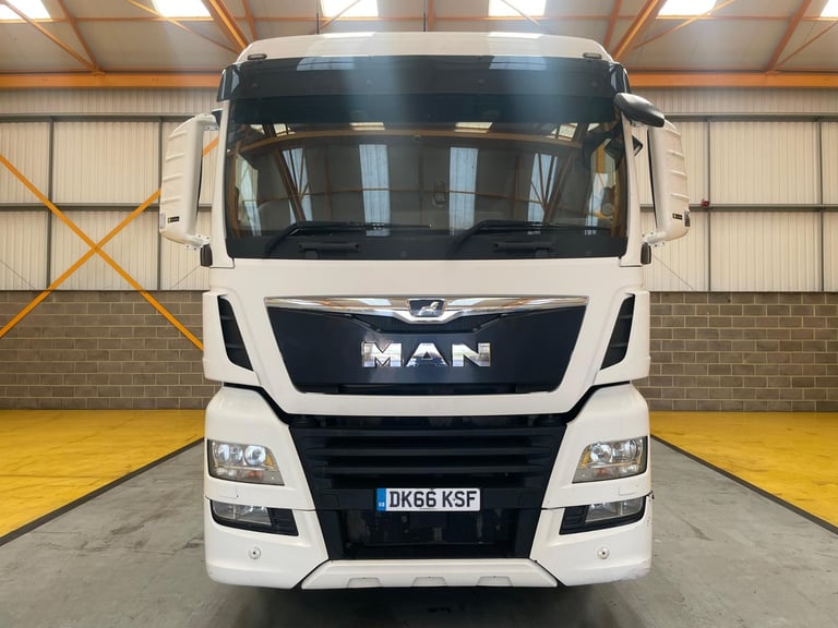 MAN TGX 26.460 *EURO 6* XLX 6X2 TRACTOR UNIT - 2017 - DK66 KSF