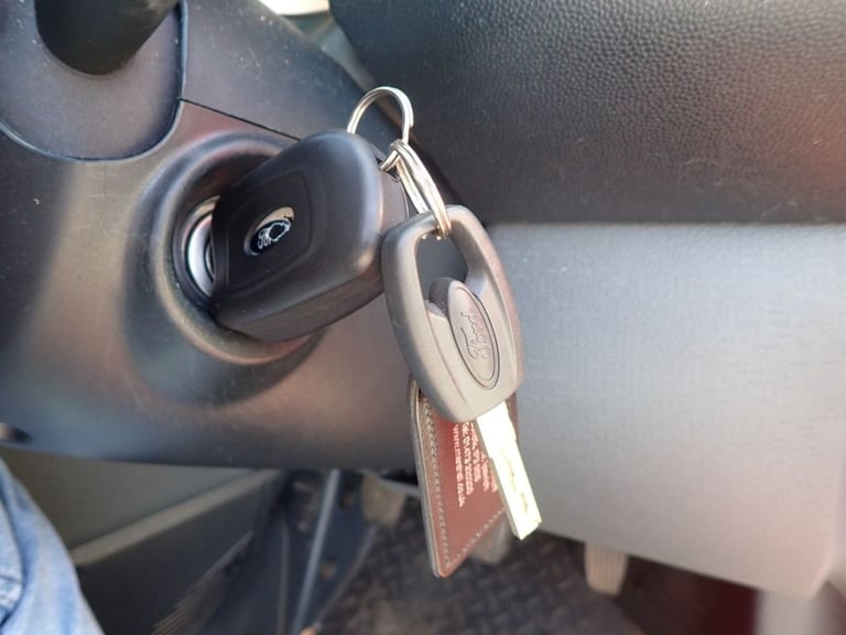 2013 63 FORD KA 1.2 ZETEC HATCHBACK 3DR PETROL MANUAL EURO 5 (S/S) (69 PS)