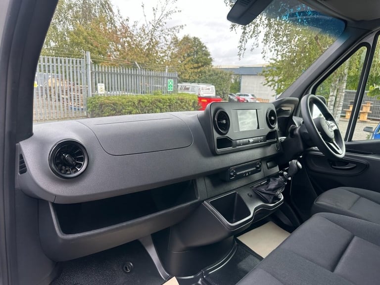 2023 Mercedes-Benz Sprinter 2.0 315 CDI Progressive Panel Van 5dr Diesel Manual LWB RWD L3 H2 Eur...