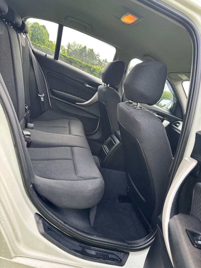 BMW, 1 SERIES, Hatchback, 2014, Manual, 1995 (cc), 5 doors