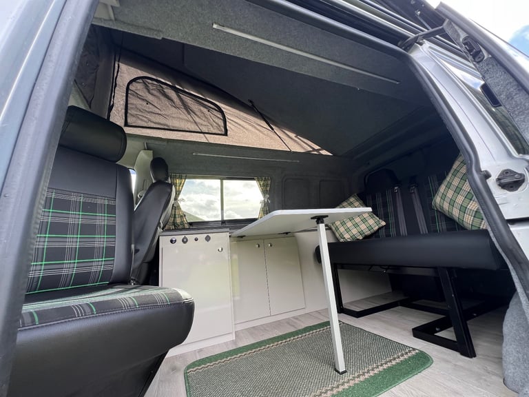 Volkswagen, TRANSPORTER, Panel Van, 2005, Manual, 2460 (cc)