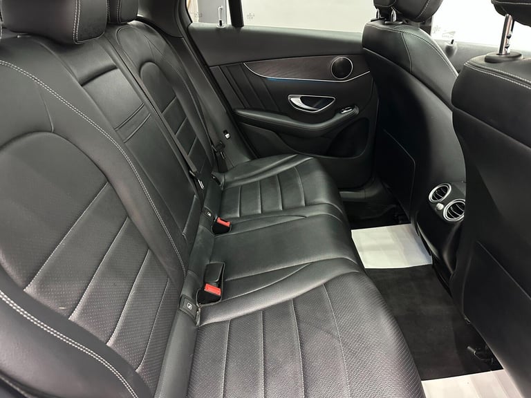 2016 Mercedes-Benz GLC 2.1 GLC220d AMG Line (Premium) SUV 5dr Diesel G-Tronic 4MATIC Euro 6 (s/s)...