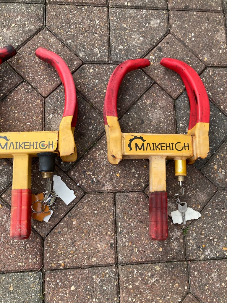 Wheel clamps 