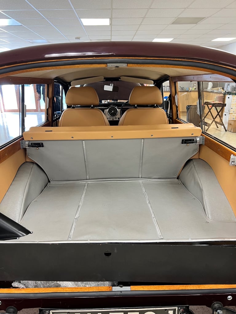 Morris Minor Traveller totally restored to better than new, Immaculate 