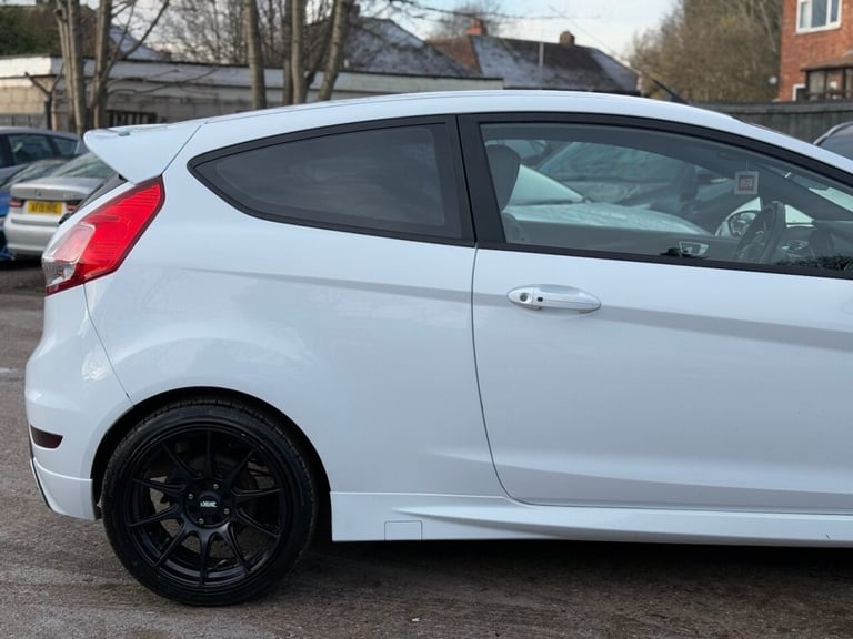 2014 Ford Fiesta 1.6 EcoBoost ST-2 3dr HATCHBACK PETROL Manual