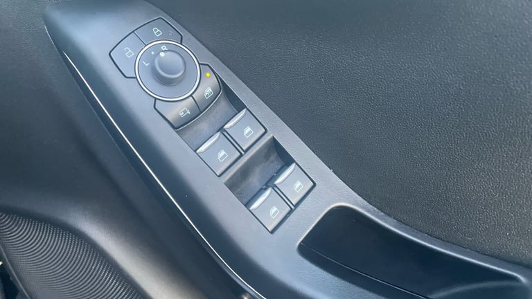 2023 Ford Puma 1.0 EcoBoost Hybrid mHEV ST-Line X 5dr HATCHBACK PETROL Manual