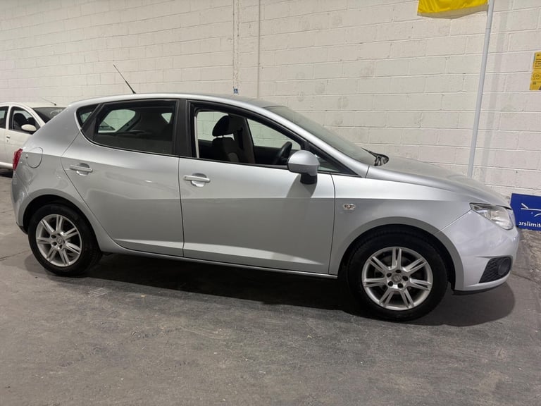 image for 2008 SEAT Ibiza 1.4 16V SE Euro 4 5dr HATCHBACK Petrol Manual