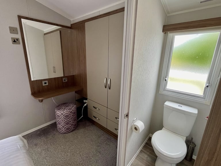 Willerby Avonmore static caravan for sale - Pentire Coastal Holiday Park, Bude Excellent condition