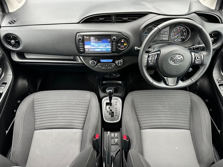 2018 Toyota Yaris 1.5 Hybrid Design 5dr CVT HATCHBACK PETROL/ELECTRIC Automatic