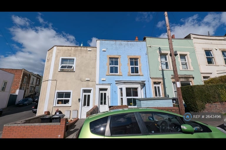 1 bedroom flat in Totterdown, Bristol, BS3 (1 bed) (#2643496)