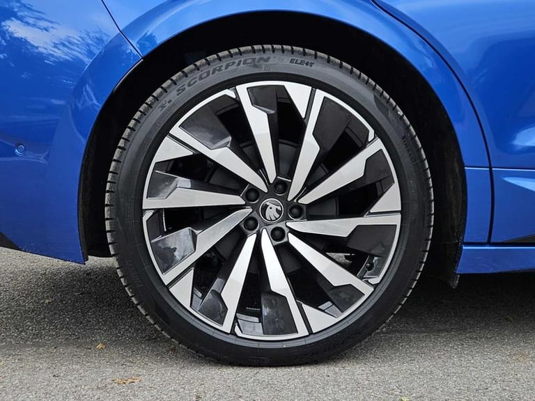 2025 Skoda Enyaq 210kW 85x Sportline 82kWh 4x4 5dr Auto [Maxx] Automatic SUV Electric Automatic