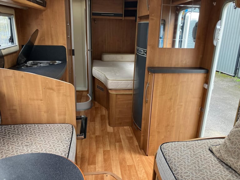 Autotrail XL 670B Fixed Bed 2010 Fiat Ducato 4 Berth 