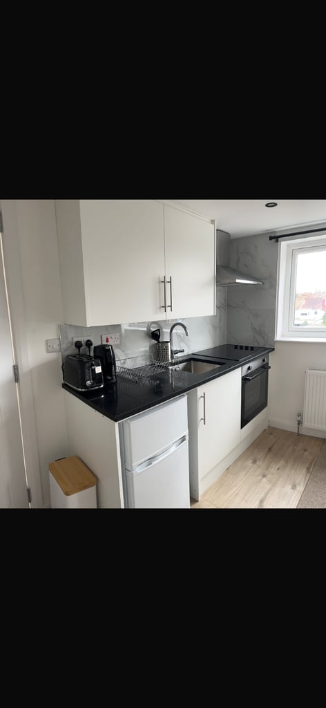 image for Self contained private ensuite bedroom with kitchen