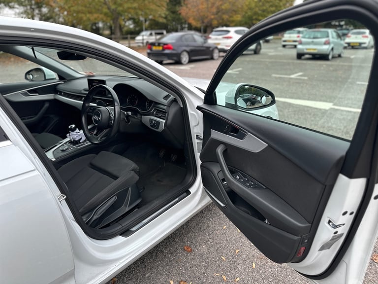 Audi, A4, Saloon, 2017, Manual, 1395 (cc), 4 doors