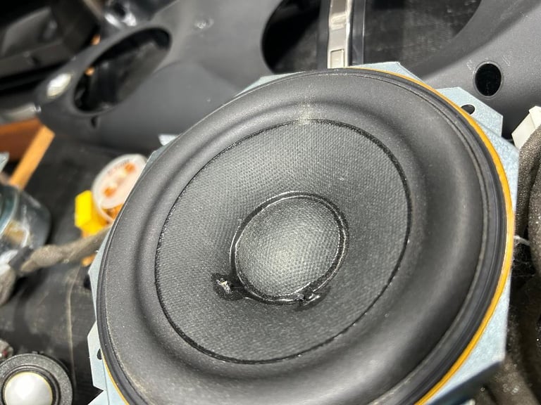 Parts & speaker drivers for B&W Bowers & Wilkins Zeppelin