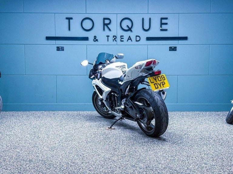 2009 09 SUZUKI GSX-R600 TRIBAL LTD EDITION 599CC - LOW MILES - JUST 2 OWNERS