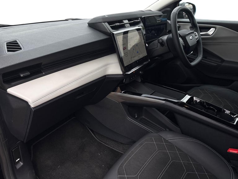 2025 Ford Puma Puma Gen-E Premium 5 Door 43 kWh Standard Range 1 Speed Automatic 5 Door ELECTRIC ...