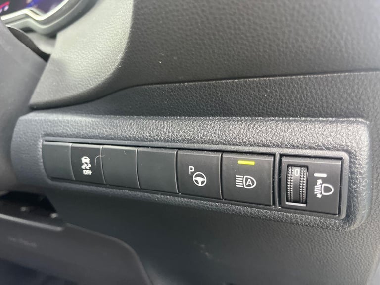 2021 Toyota Corolla 2.0 VVT-h Design Touring Sports CVT Euro 6 (s/s) 5dr ESTATE Petrol/Electric H...