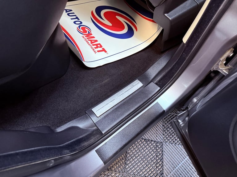 2011 Land Rover Range Rover Sport 3.0 TD V6 Autobiography Sport CommandShift 4WD Euro 5 5dr ESTAT...