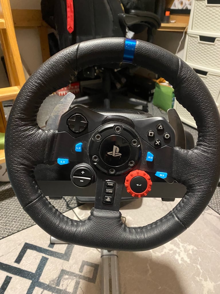 PlayStation Logitech steering wheel 