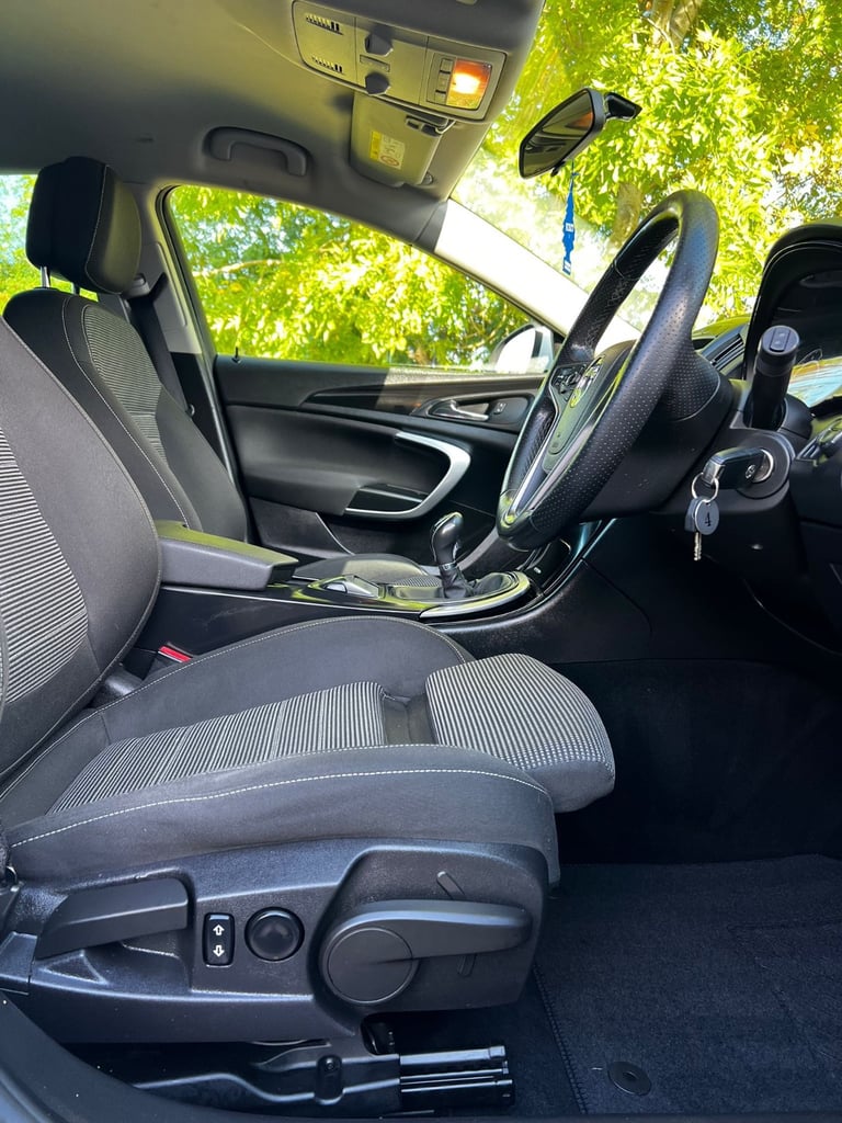 2014 VAUXHALL INSIGNIA SRi NAV 2.0 CDTi ecoFLEX FULL SERVICE HISTORY 2 KEYS LONG MOT