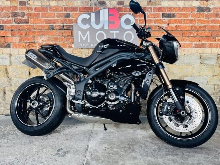 TRIUMPH SPEED TRIPLE 94 LOADED WITH EXTRAS 2016 16