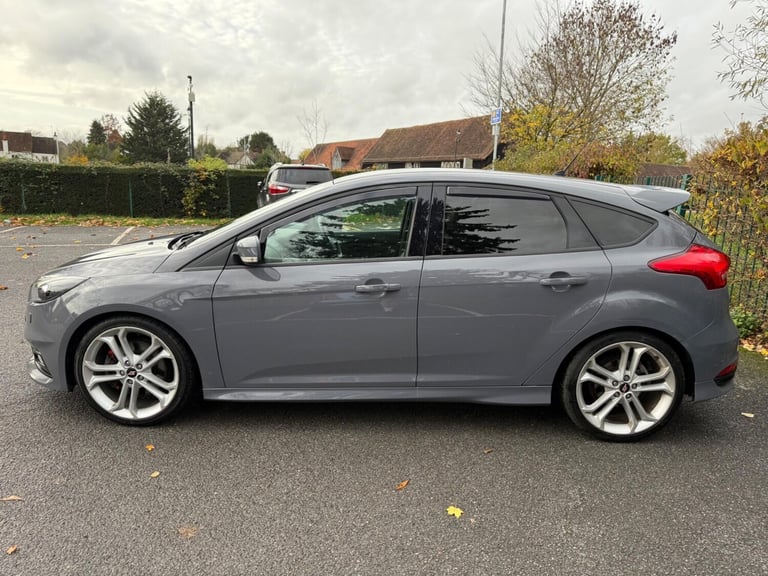2015 Ford Focus 2.0 TDCi ST-3 Euro 6 (s/s) 5dr Diesel