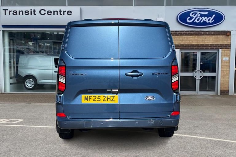 2025 Ford Transit Custom 2.0 EcoBlue 136ps H1 Van Limited PANEL VAN DIESEL Manual