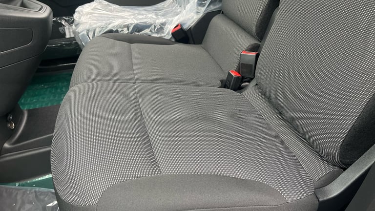 2025 Peugeot Partner Long Diesel 1.5 BlueHDi 100 Professional Plus Van Van Diesel Manual