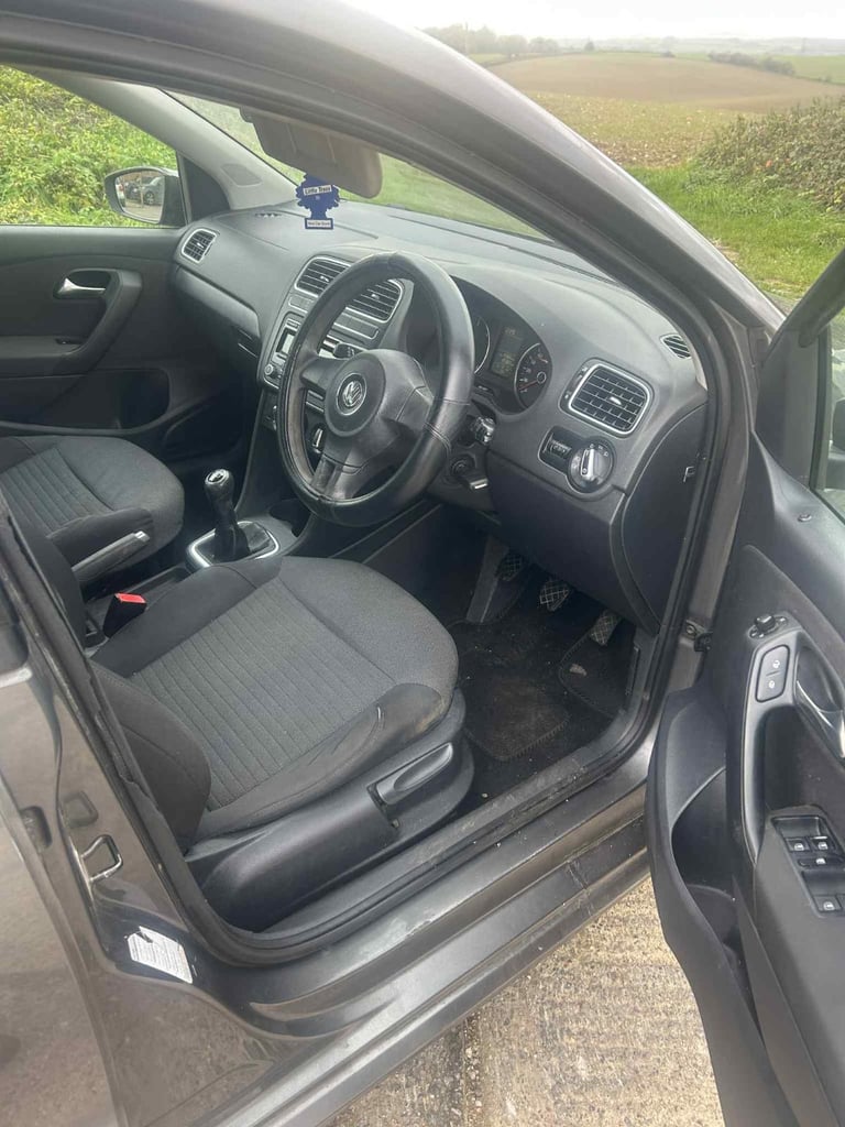 Volkswagen, POLO, Hatchback, 2012, Manual, 1199 (cc), 5 doors