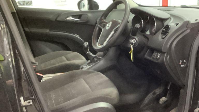 2015 Vauxhall Meriva 1.4i Exclusiv Euro 6 5dr MPV Petrol Manual