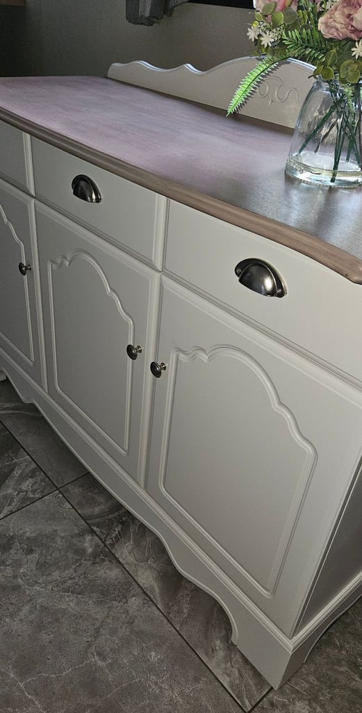 Sideboard 