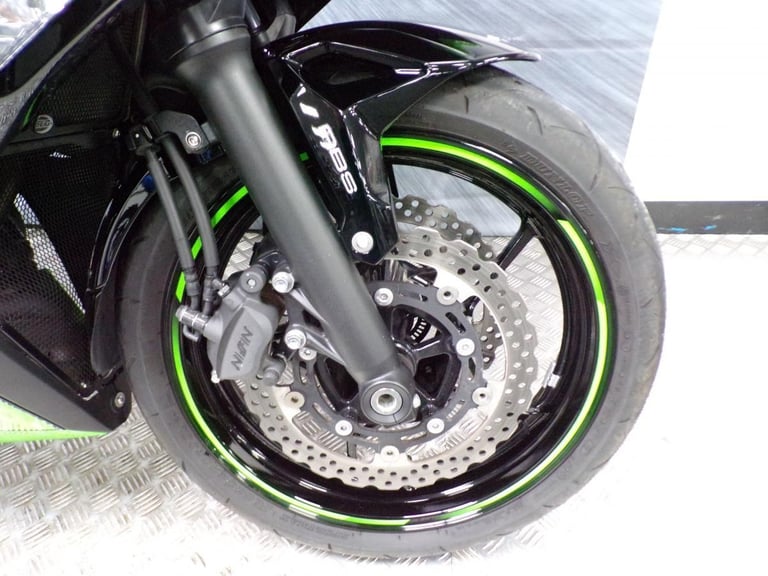 KAWASAKI NINJA 650