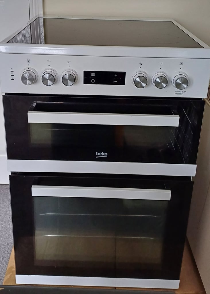Beko Double Oven KDC653W 