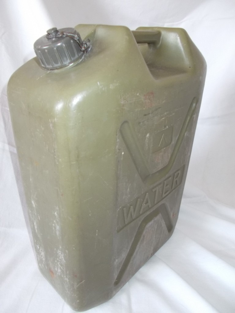 British Army Indestructible camper camping Water container 20 litre