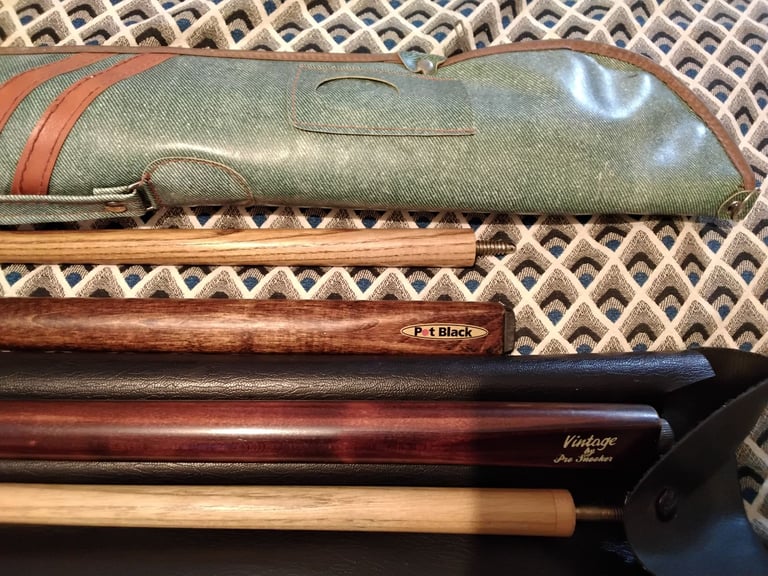 Pro snooker cues & cases,no dispatch viewing welcome Gateshead, 