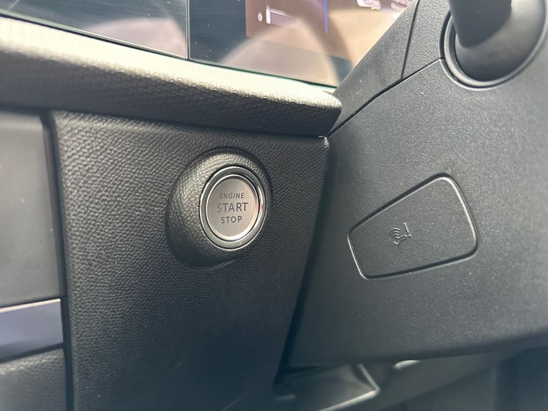 2024 Vauxhall Astra Astra 1.2T Ultimate 5dr Hatchback Petrol Manual