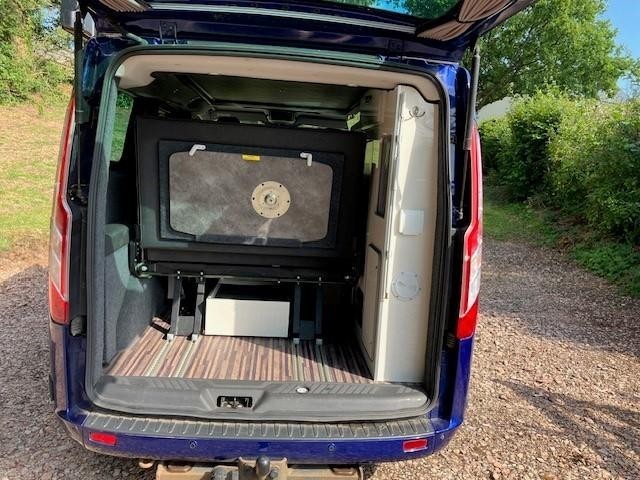 Ford TRANSIT CUSTOM Wellhouse Terrier 1
