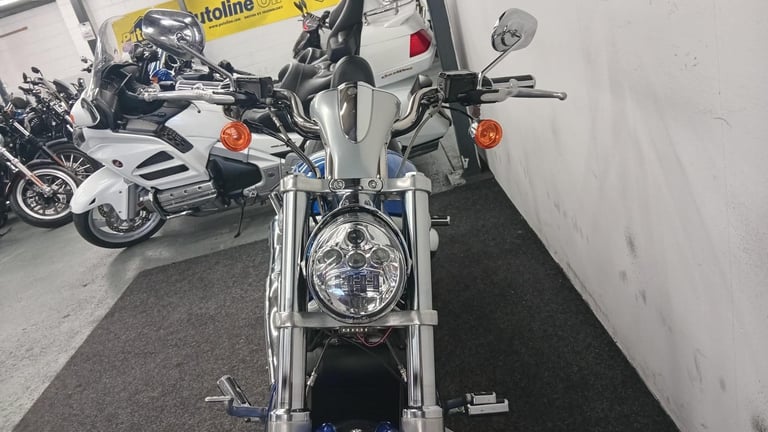HARLEY DAVIDSON VRSCAW VROD ** 12 MONTH MOT -CUSTOM PAINT JOB - REMUS EXHAUST **