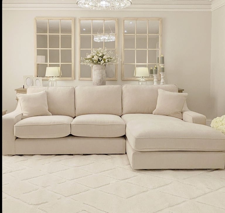 Brand new luxury sofa in different colors - Free UK delivery in 3 Days! 