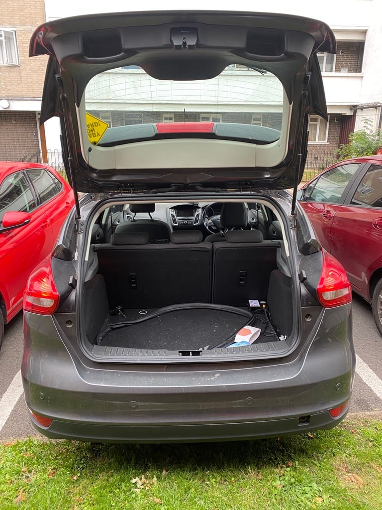 image for Ford, FOCUS, Hatchback, 2016, Semi-Auto, 999 (cc), 5 doors